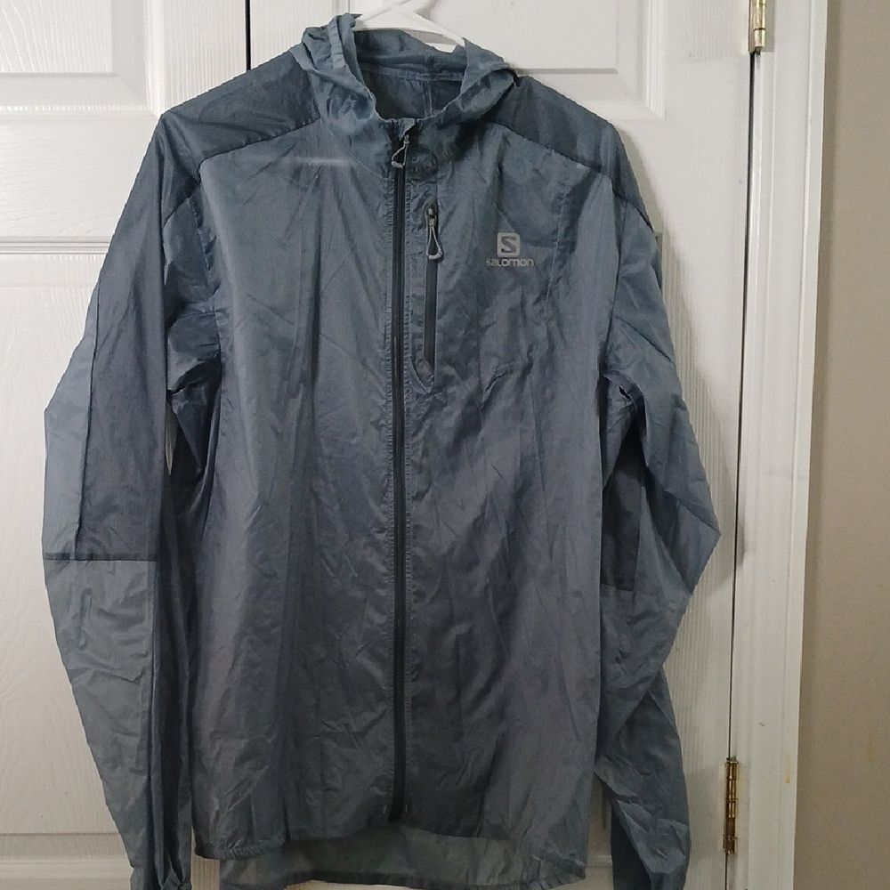 Salomon  lightweight hooded windbreaker bluish gray Sz L NWOT
